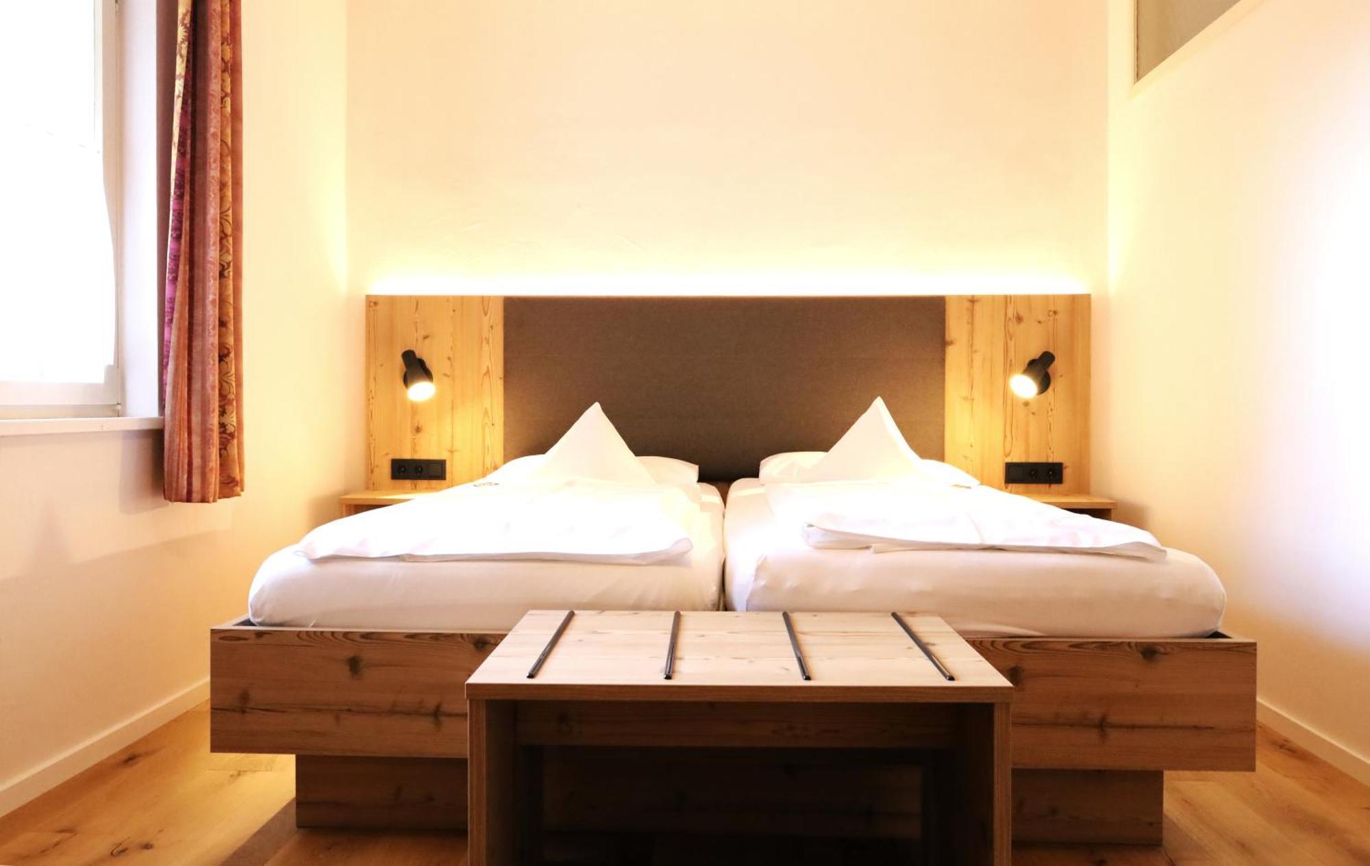 Hotel Gasthof Zur Post ولفغ المظهر الخارجي الصورة