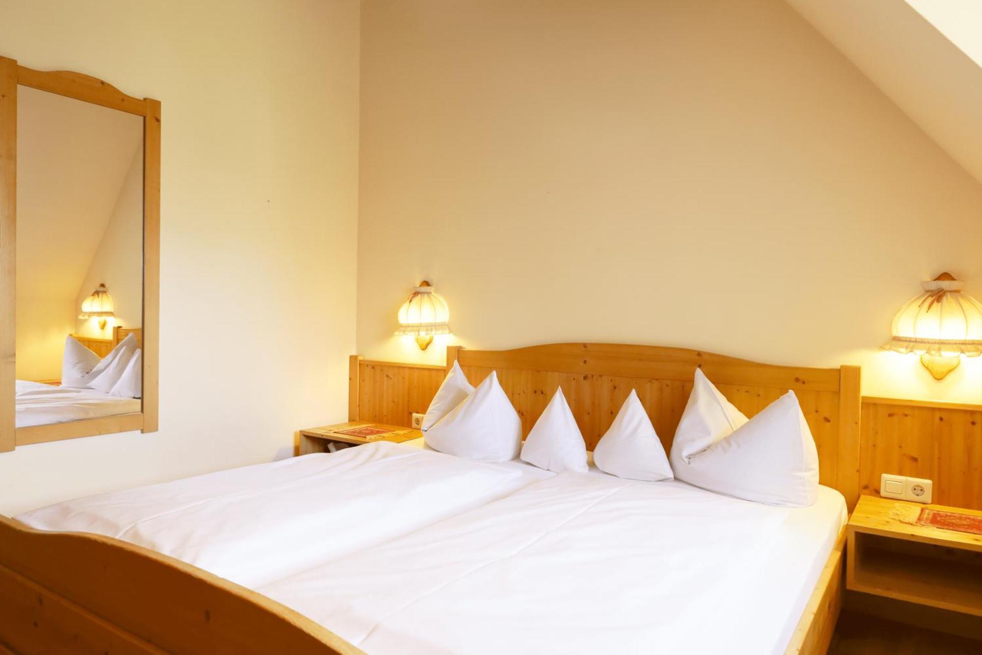 Hotel Gasthof Zur Post ولفغ المظهر الخارجي الصورة