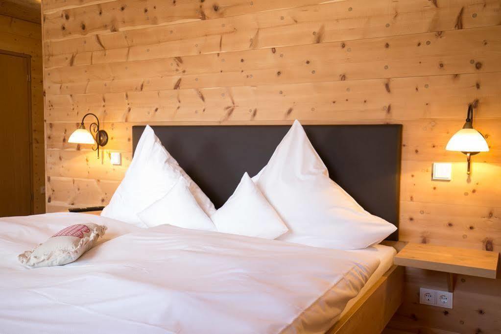 Hotel Gasthof Zur Post ولفغ المظهر الخارجي الصورة