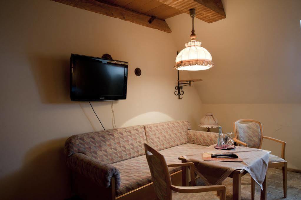 Hotel Gasthof Zur Post ولفغ المظهر الخارجي الصورة